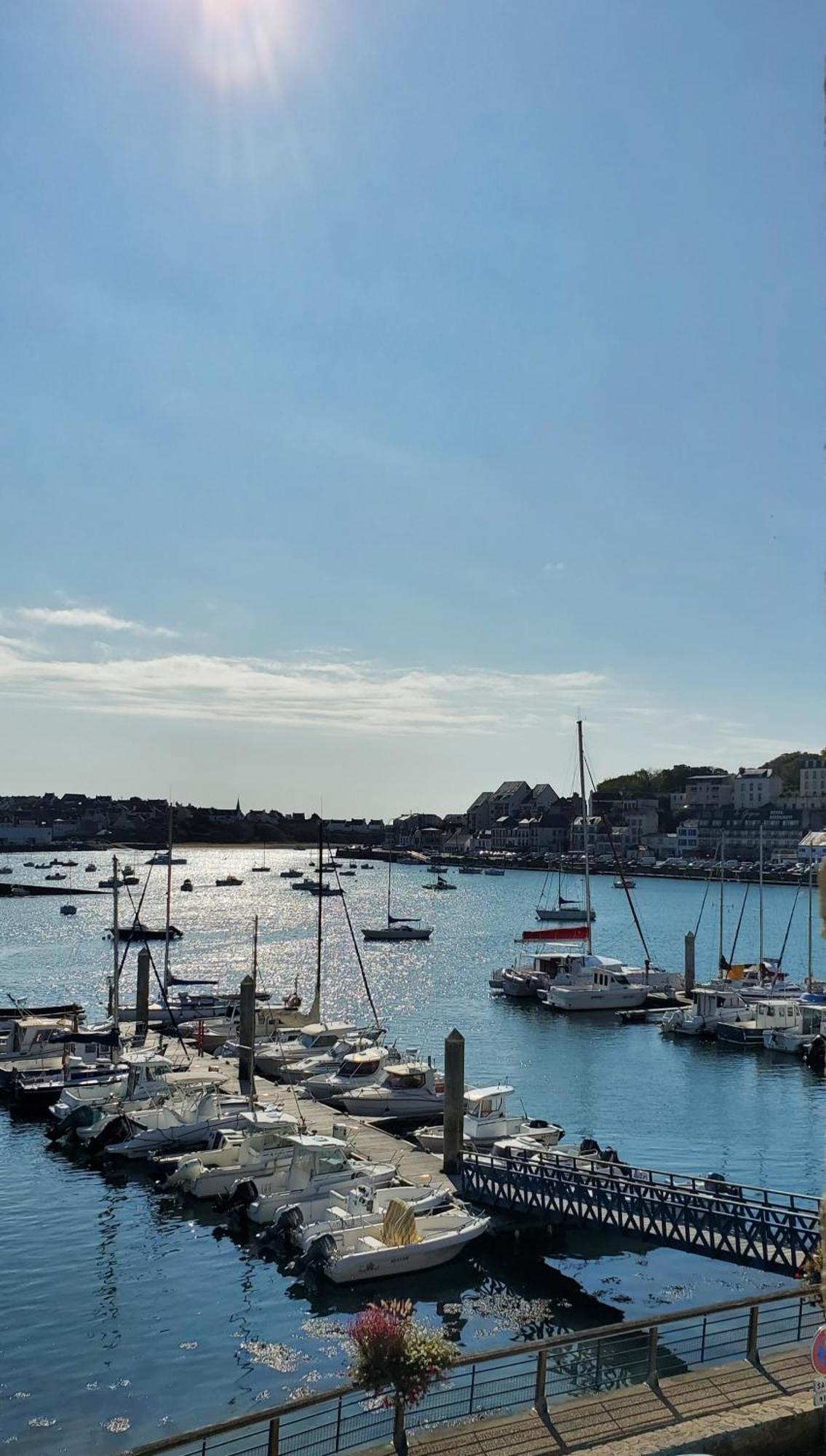 Anatoline Audierne Appart'Hotel Vue Mer - Sea & Harbor Stay Eksteriør billede