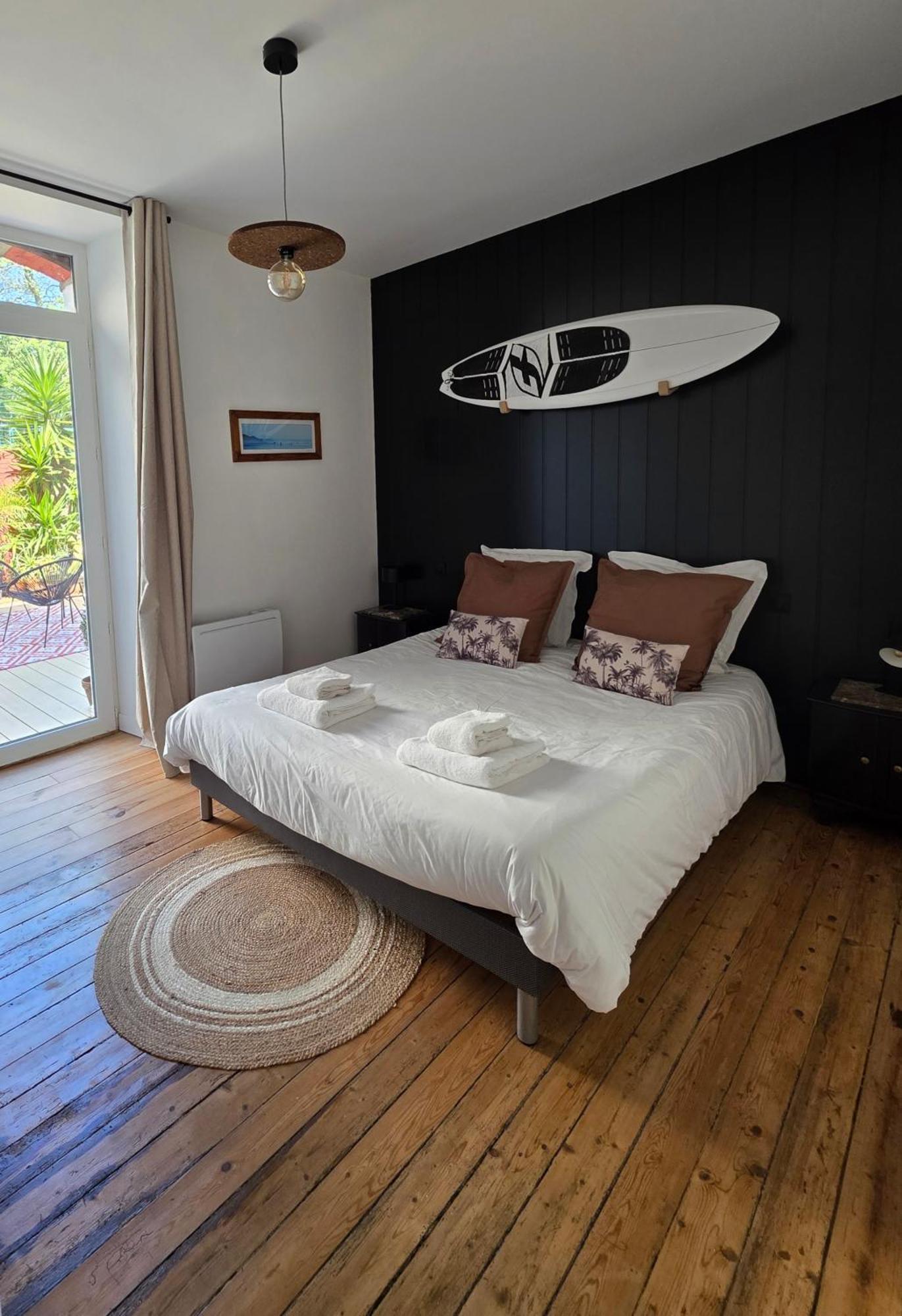 Anatoline Audierne Appart'Hotel Vue Mer - Sea & Harbor Stay Eksteriør billede